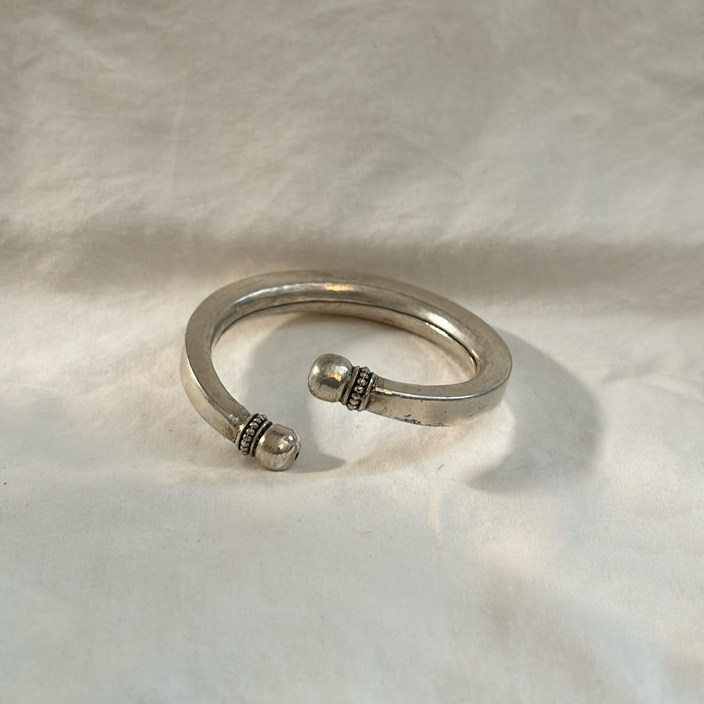 Silver Metal Moroccan Twist Bracelet